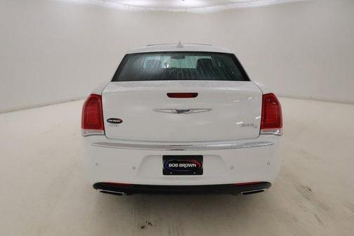 2015 Chrysler 300C Base