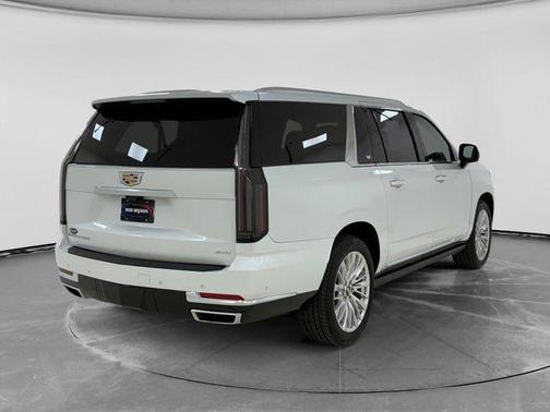 2025 Cadillac Escalade ESV Premium Luxury