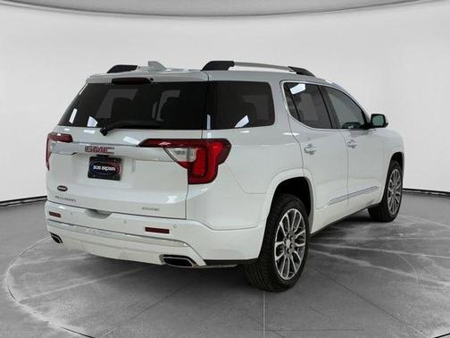 White Frost Tri-Coat 2023 GMC Acadia Denali