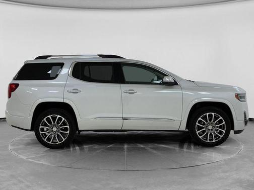 White Frost Tri-Coat 2023 GMC Acadia Denali