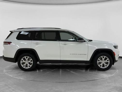 Bright White Clearcoat 2022 Jeep Grand Cherokee L Limited