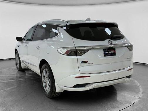 2022 Buick Enclave Avenir