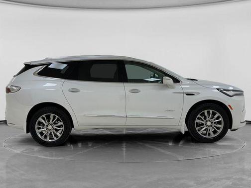 2022 Buick Enclave Avenir