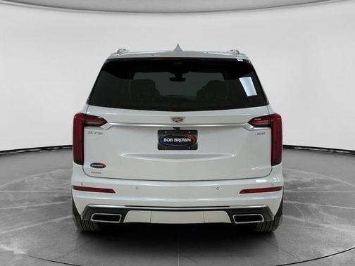 Crystal White Tri-Coat 2022 Cadillac XT6 Premium Luxury AWD