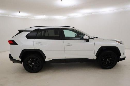 2024 Toyota RAV4 Hybrid SE