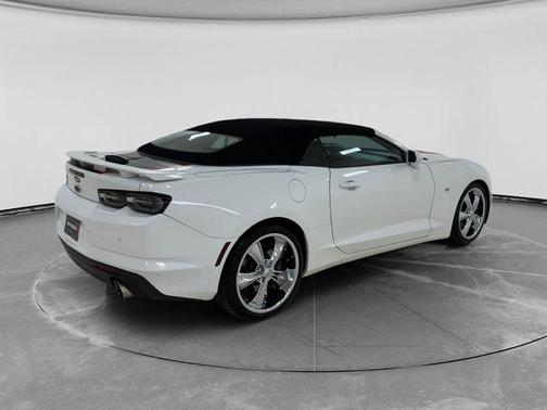 Summit White 2019 Chevrolet Camaro 2SS