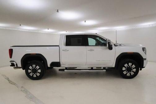2024 GMC Sierra 2500 Denali