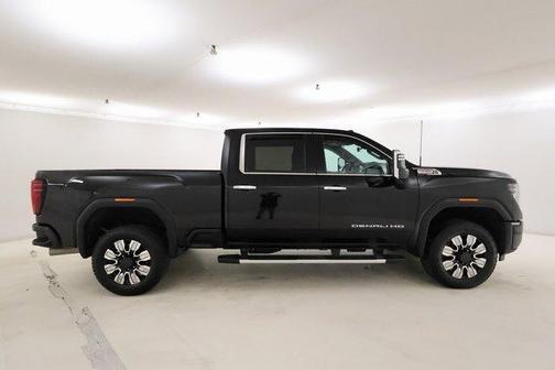 2024 GMC Sierra 2500 Denali