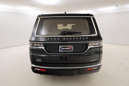 2022 Jeep Grand Wagoneer Series III