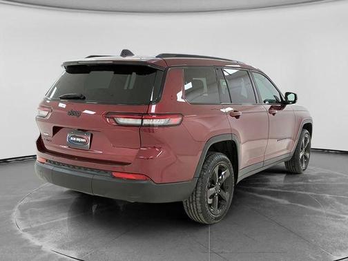Velvet Red Pearlcoat 2022 Jeep Grand Cherokee L Laredo