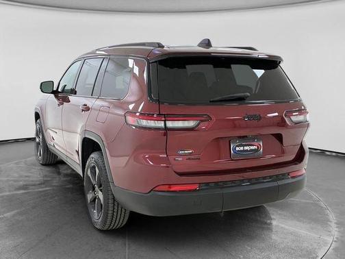 Velvet Red Pearlcoat 2022 Jeep Grand Cherokee L Laredo