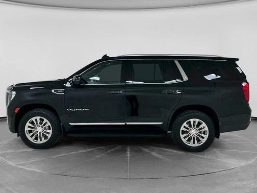Onyx Black 2022 GMC Yukon SLT