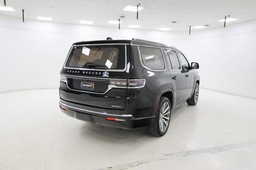 2022 Jeep Grand Wagoneer Series II