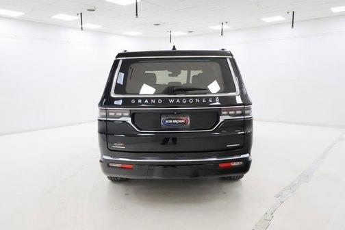2022 Jeep Grand Wagoneer Series II