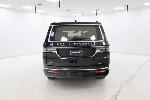 2022 Jeep Grand Wagoneer Series II