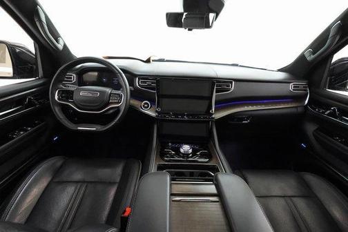 2022 Jeep Grand Wagoneer Series II