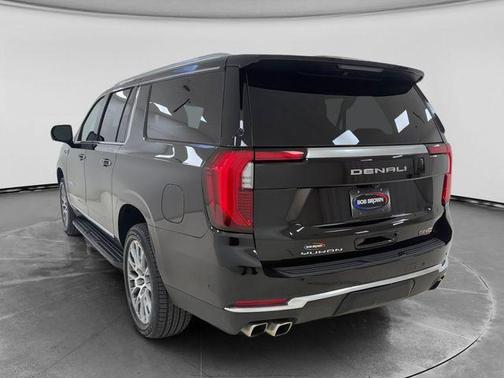 Onyx Black 2025 GMC Yukon XL Denali
