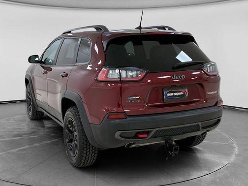 Velvet Red Pearlcoat 2020 Jeep Cherokee Trailhawk