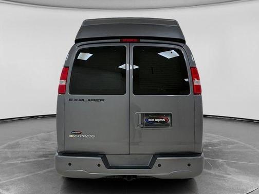 2021 Chevrolet Express 3500 LS