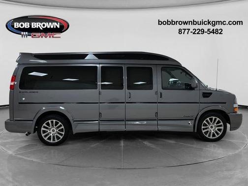 2021 Chevrolet Express 3500 LS