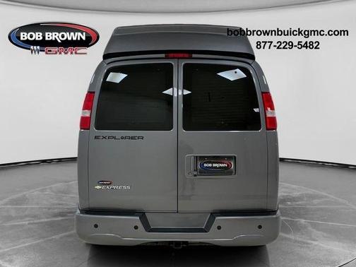 2021 Chevrolet Express 3500 LS