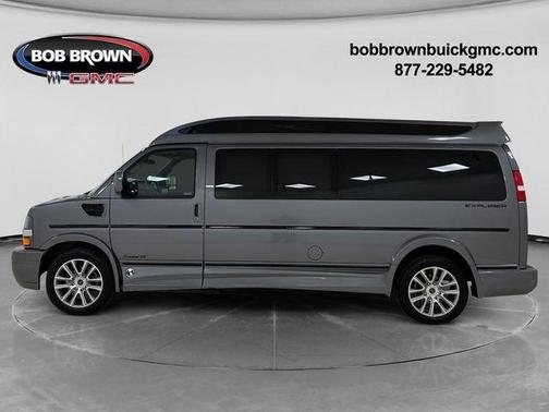 2021 Chevrolet Express 3500 LS