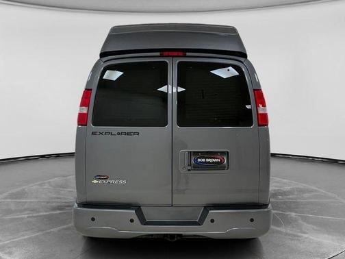 2021 Chevrolet Express 3500 LS