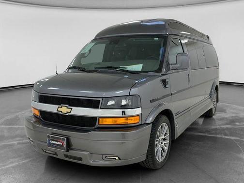 2021 Chevrolet Express 3500 LS