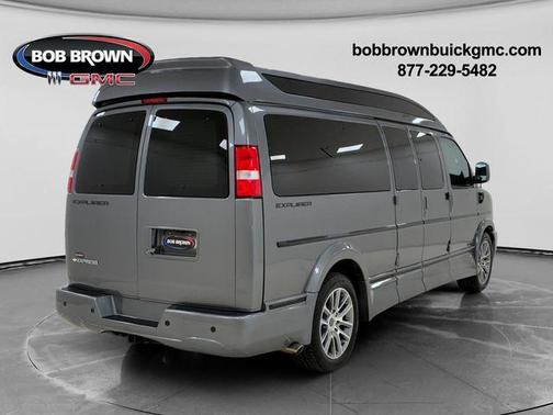 2021 Chevrolet Express 3500 LS