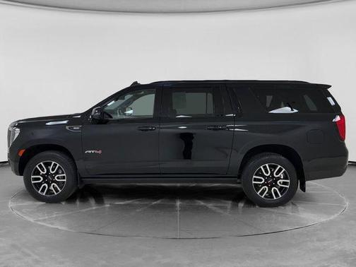 Onyx Black 2024 GMC Yukon XL AT4