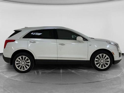 2019 Cadillac XT5 Platinum