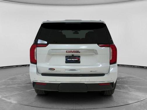 White Frost Tri-Coat 2022 GMC Yukon SLT