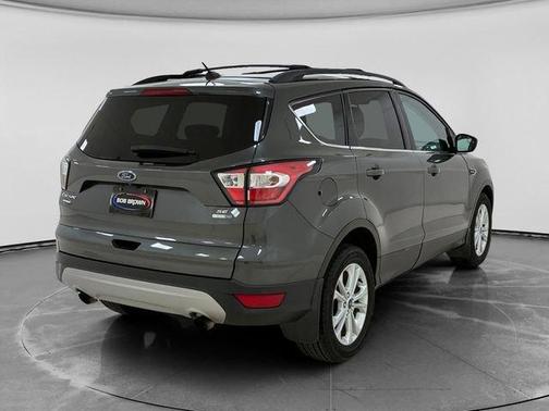 Magnetic Metallic 2018 Ford Escape SE