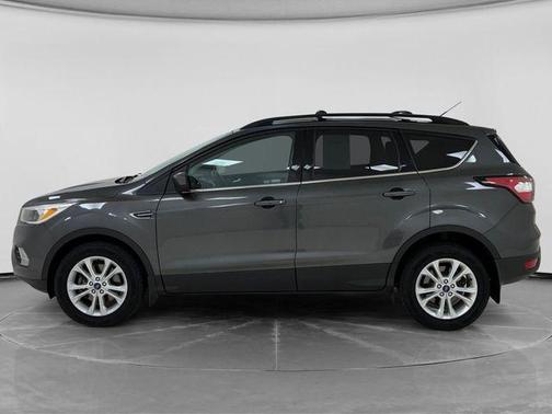 Magnetic Metallic 2018 Ford Escape SE