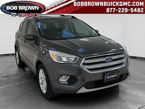 Magnetic Metallic 2018 Ford Escape SE