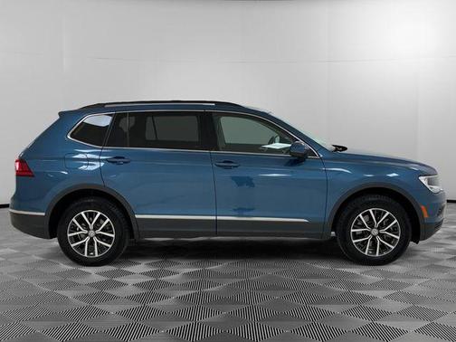 Silk Blue Metallic 2020 Volkswagen Tiguan 2.0T SE