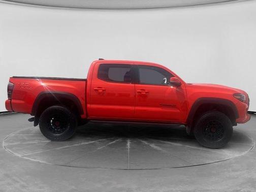 Solar 2023 Toyota Tacoma TRD Pro