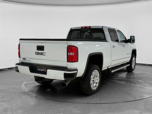 2019 GMC Sierra 2500 Denali