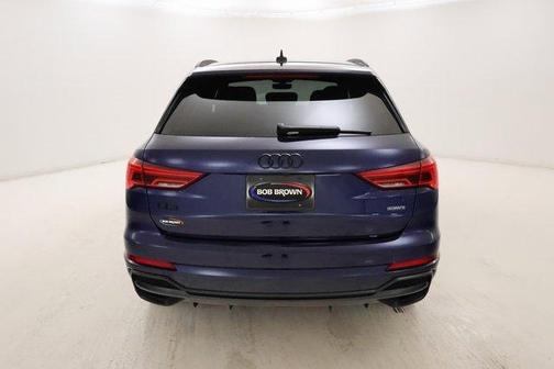 2022 Audi Q3 45 S line Premium