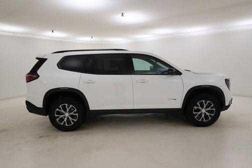 2024 GMC Acadia AT4
