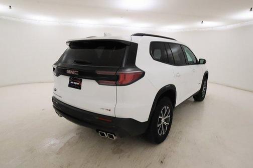 2024 GMC Acadia AT4
