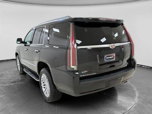2020 Cadillac Escalade Standard