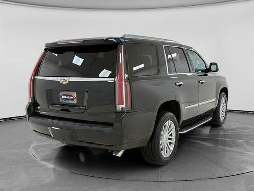 2020 Cadillac Escalade Standard