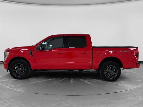 Race Red 2022 Ford F-150 XLT