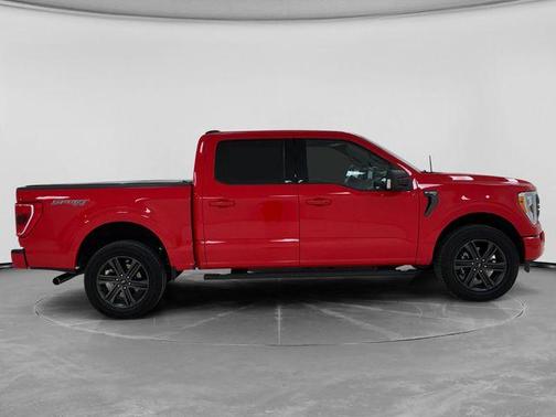 Race Red 2022 Ford F-150 XLT