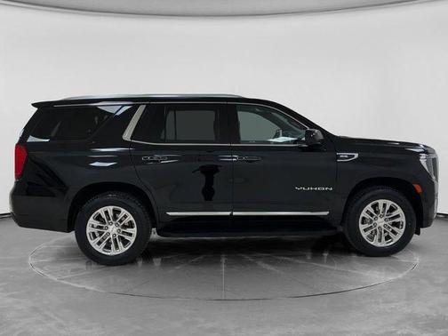 Onyx Black 2023 GMC Yukon SLT
