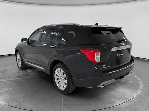 Agate Black Metallic 2022 Ford Explorer Limited