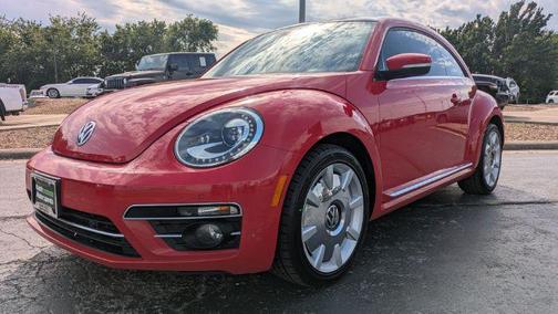 Tornado Red 2018 Volkswagen Beetle 2.0T SE