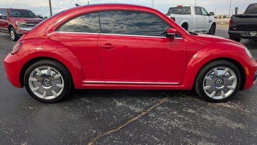 Tornado Red 2018 Volkswagen Beetle 2.0T SE