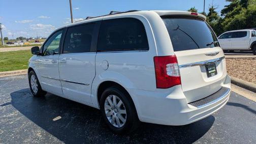 2013 Chrysler Town & Country Touring